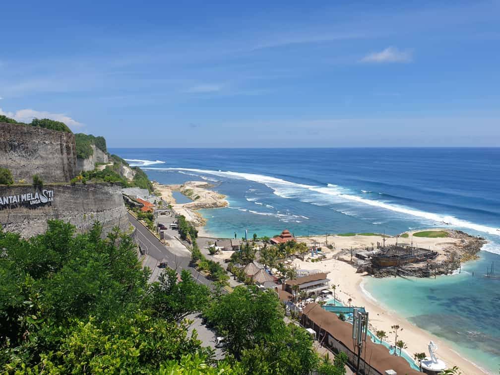 Luxury coastal living and ocean views